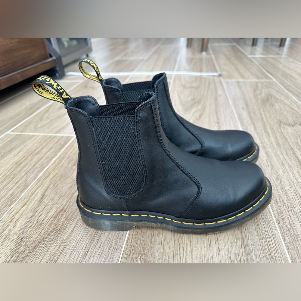 Dr. Martens Chelsea Boots Size 8